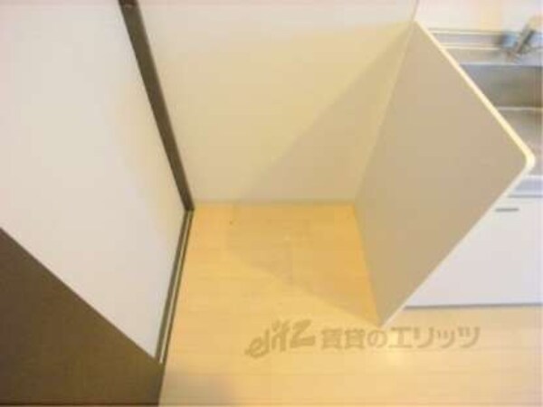 冷蔵庫置場