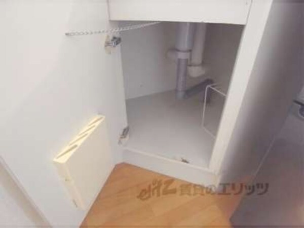 キッチン下部収納