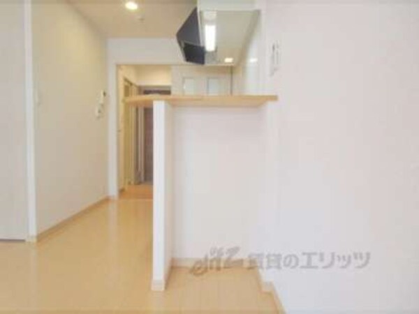 カウンター下収納