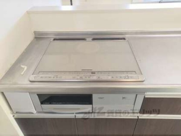 3口コンロ(3口コンロでお料理しやすいですよ。)