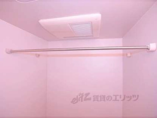 浴室物干し
