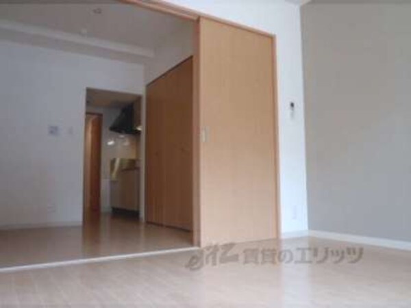 リビング別方向