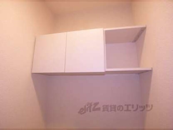 トイレ棚