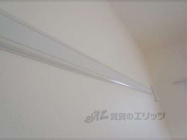 画鋲さし