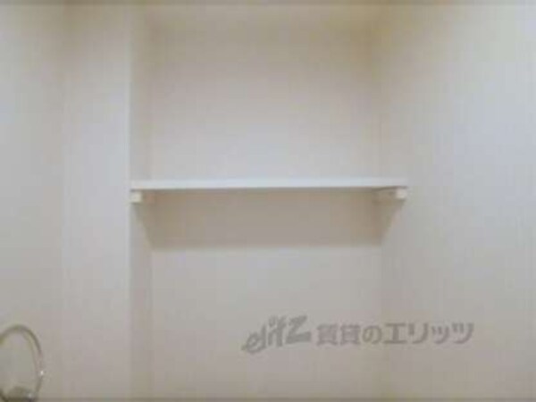 トイレ棚