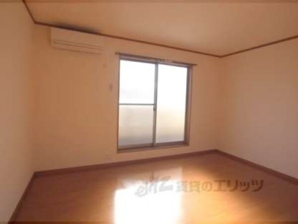 洋室(8.75帖と広々としています。)