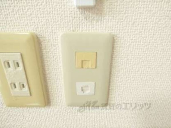 インターネット差込口