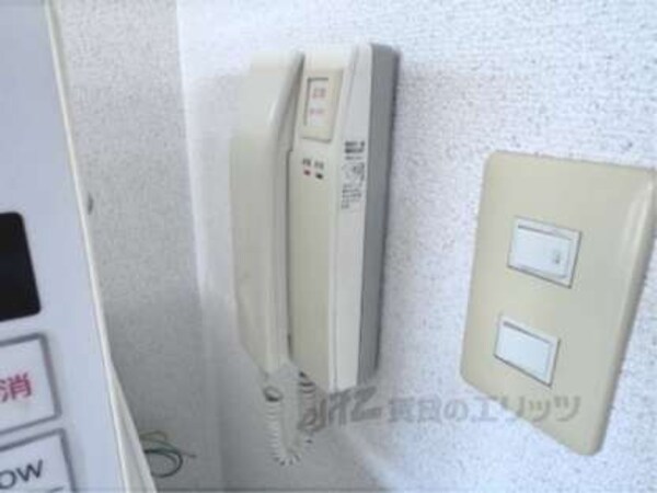 インターホン