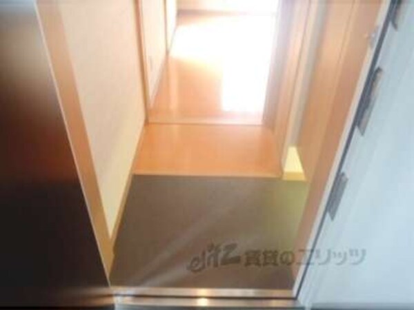 玄関(玄関です)