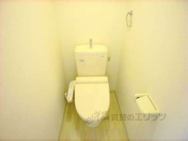 トイレ(ウォシュレット付きトイレです。)
