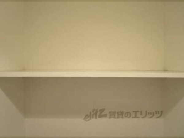 トイレ(上部物置)