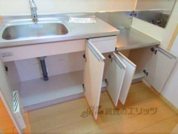 キッチン下部収納