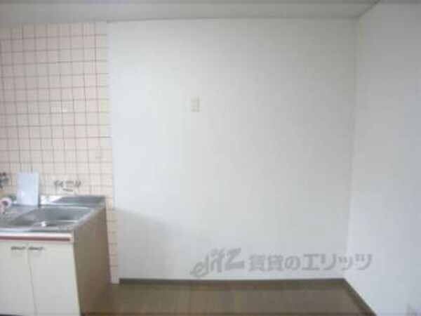 冷蔵庫置場