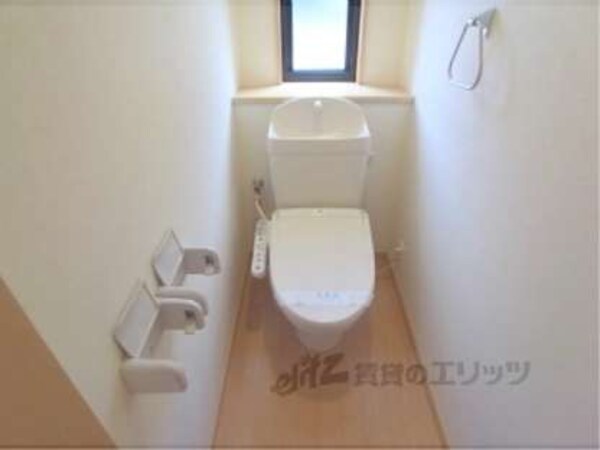 トイレ(洗浄機能付きのトイレです)