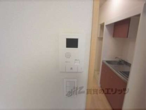 インタ＾ホーン