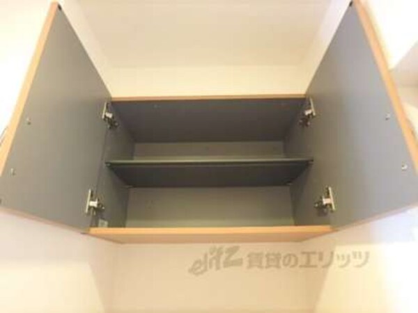 収納(下駄箱の上にあります)