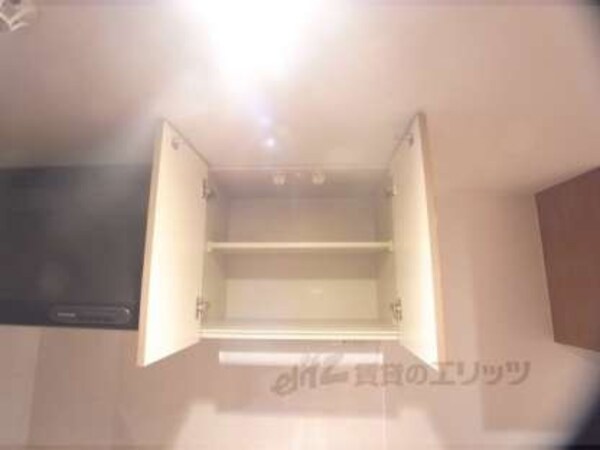 キッチン(上部収納)