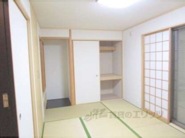和室(7.5帖の和室です)
