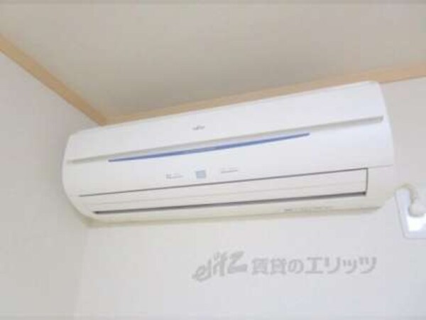 エアコン(夏でも快適に過ごせます)