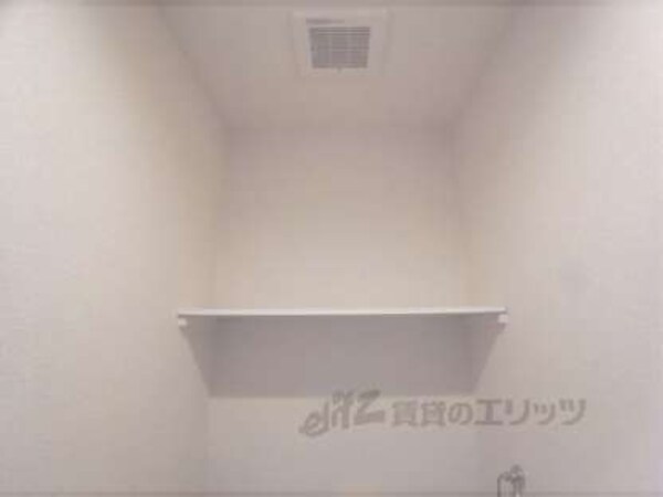 [トイレ]物置