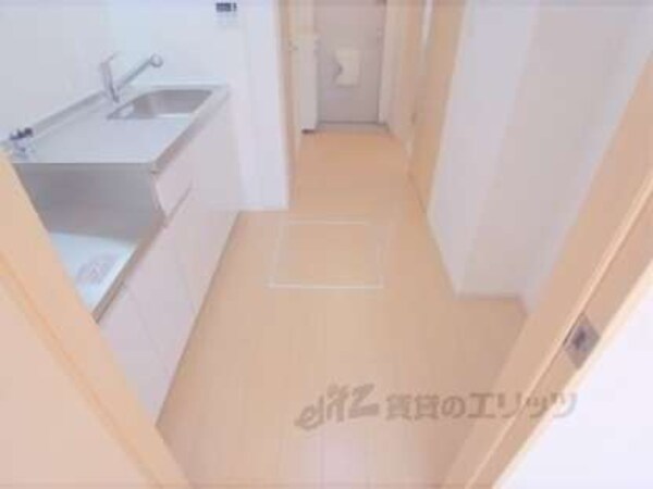 廊下(広々とした廊下です。)