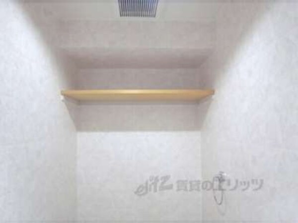 トイレの棚