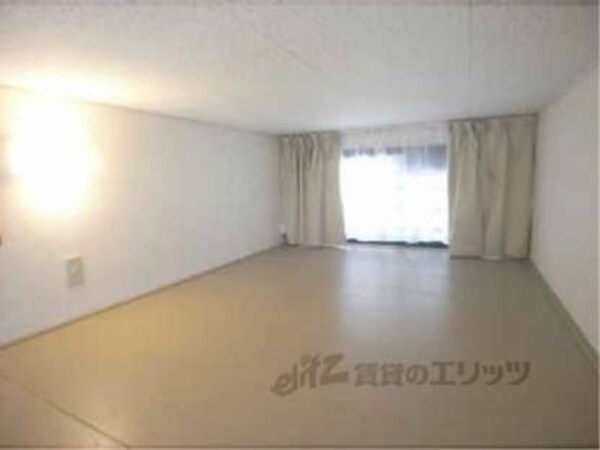 居室(ロフトになっています)