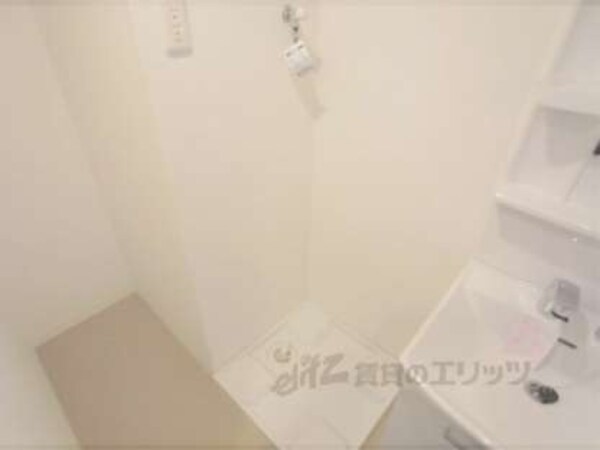 洗濯機置場(302号室のコピー)