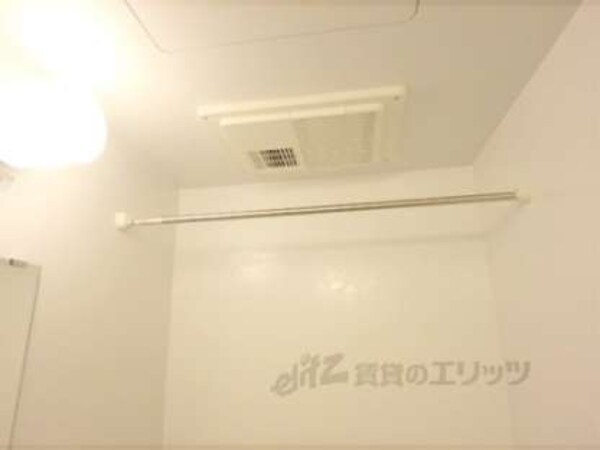 浴室物干し