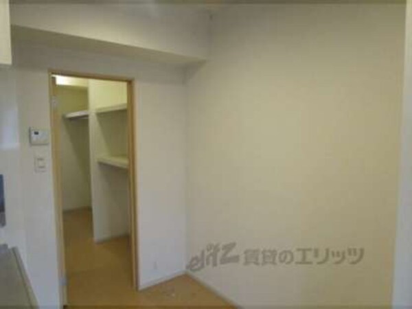 冷蔵庫置場