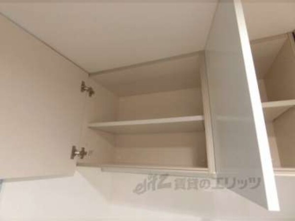 上部収納