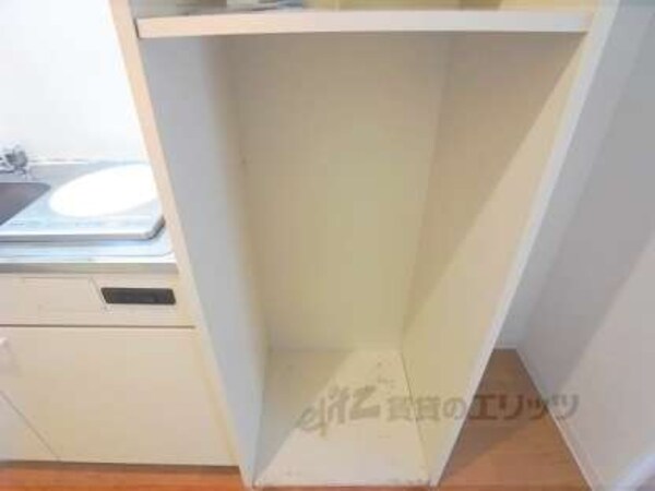 冷蔵庫置場