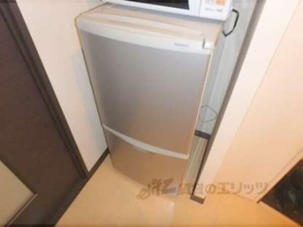 冷蔵庫置場