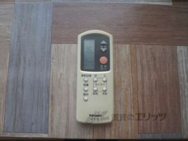 エアコンリモコン