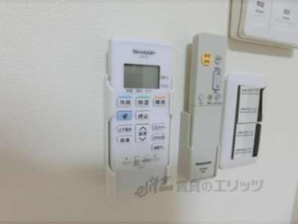 エアコンリモコン