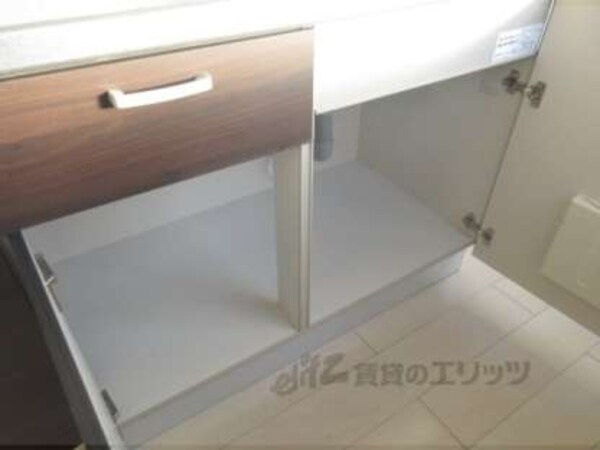 キッチン下部収納