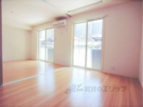 洋室(リビング横の洋室です。)