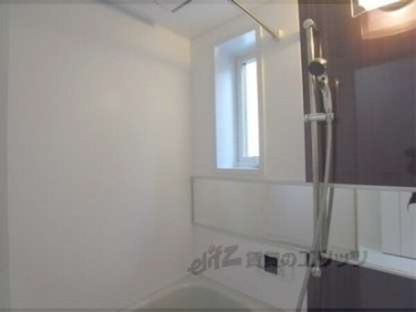 窓・鏡・シャワー