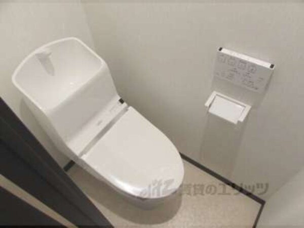 トイレ(充実した機能のあるトイレです。)