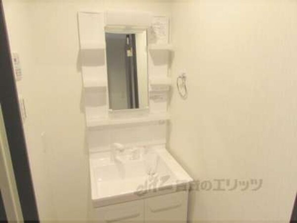 洗面所(独立洗面台ついています)