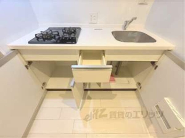 キッチン下部収納