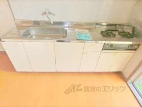 下部収納