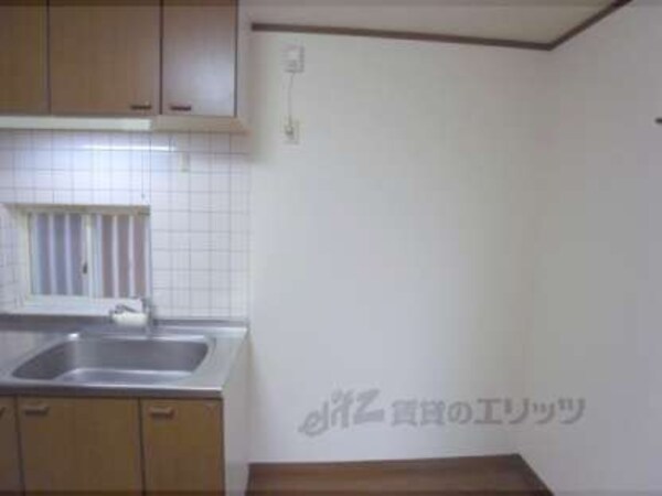 冷蔵庫置場
