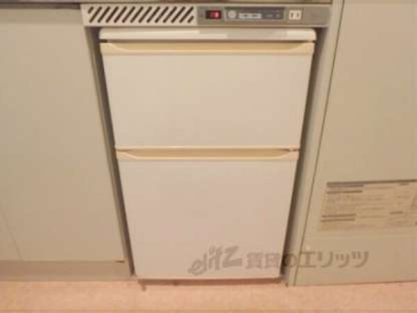 備え付け冷蔵庫