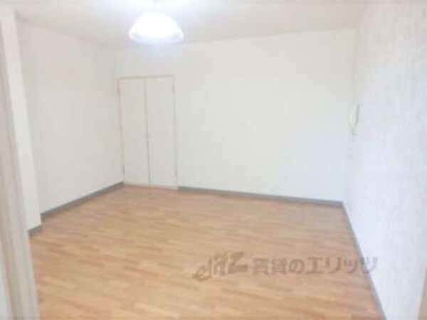 洋室(南側の部屋)