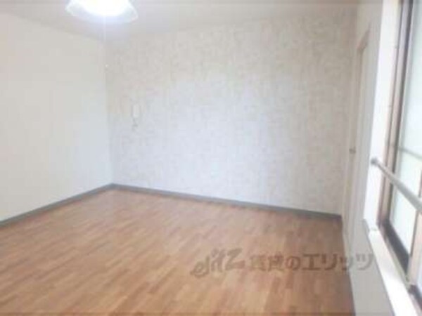 洋室(南側の部屋)