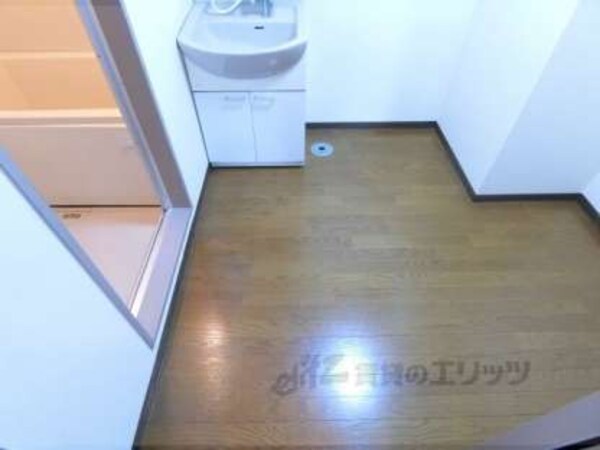 脱衣所