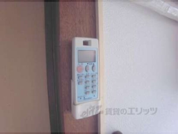 エアコンリモコン
