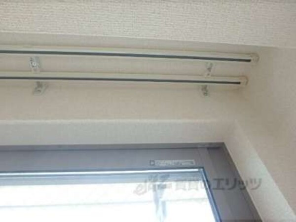 カーテンレール