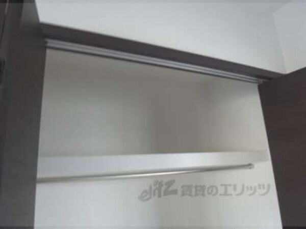 収納(上段)